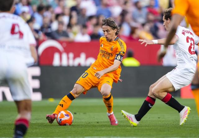 1747623293938014399.png modric.png